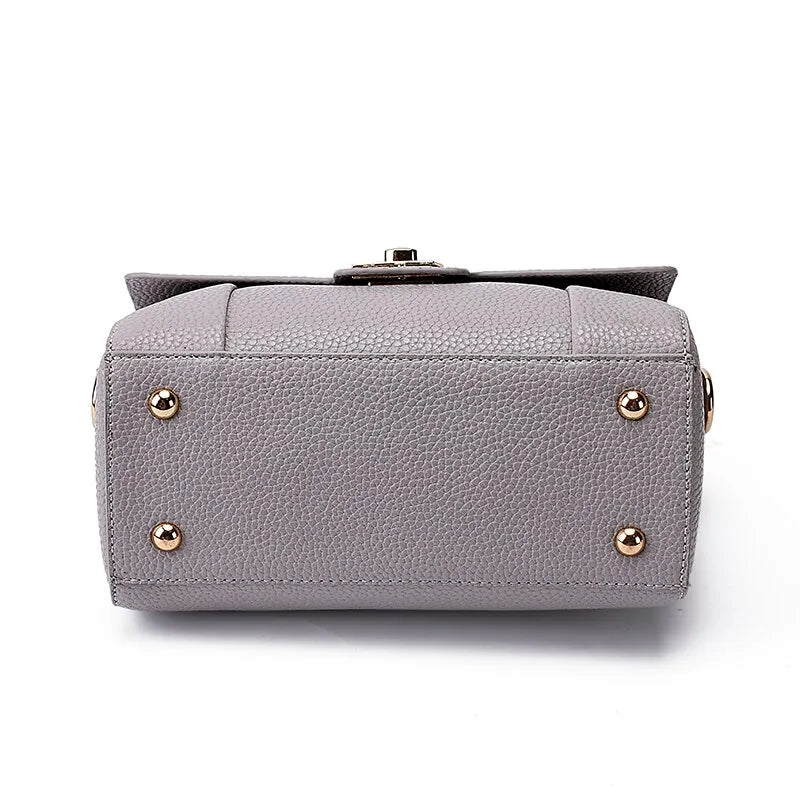 Luxuriöse Clutch aus Leder für Damen